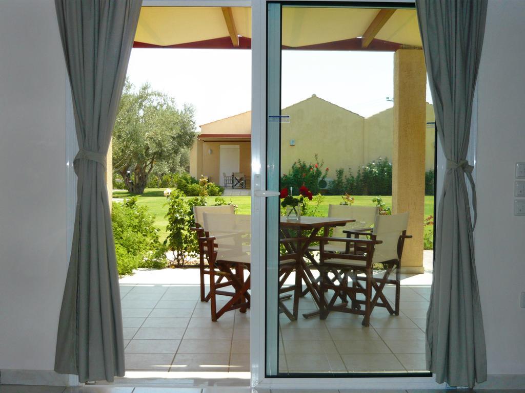 Cosmos Resort Kalamos  Exterior photo